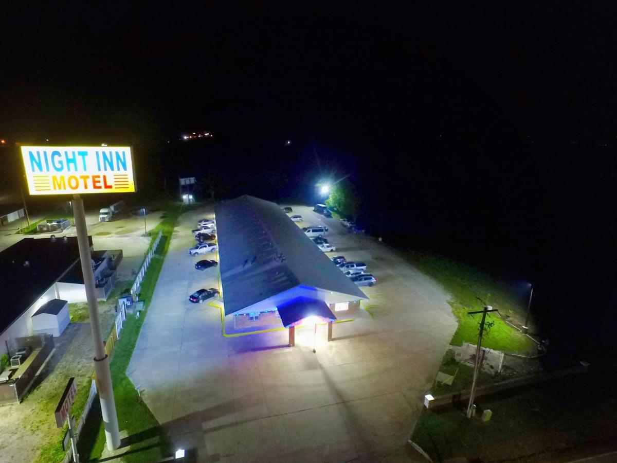 Night Inn Sweet Springs Zewnętrze zdjęcie